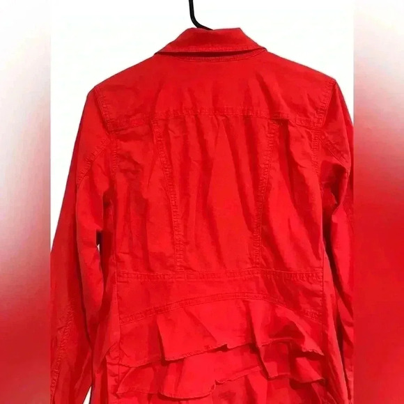 Cabi Taylor Utility Ruffle Back Button Down
Jacket #727 Red Orange - Picture 12 of 14